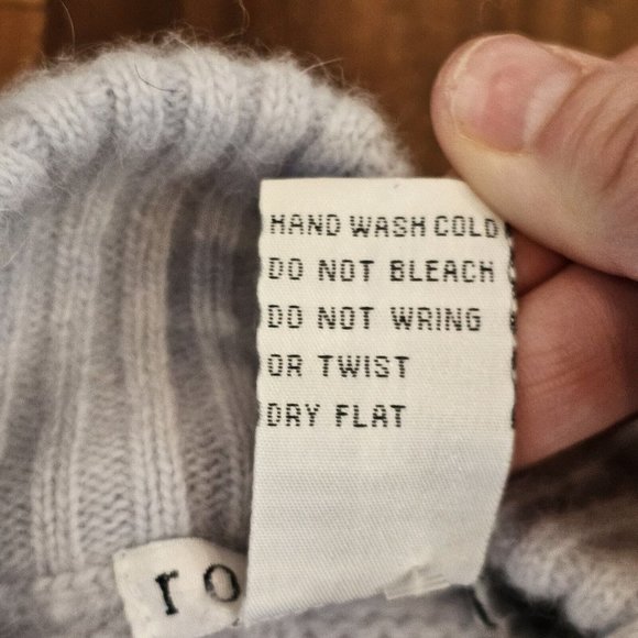 Light Gray Blue Ribbed Mockneck Wool Angora Sweater M/L Lambswool VTG 90s Pastel - Picture 7 of 8